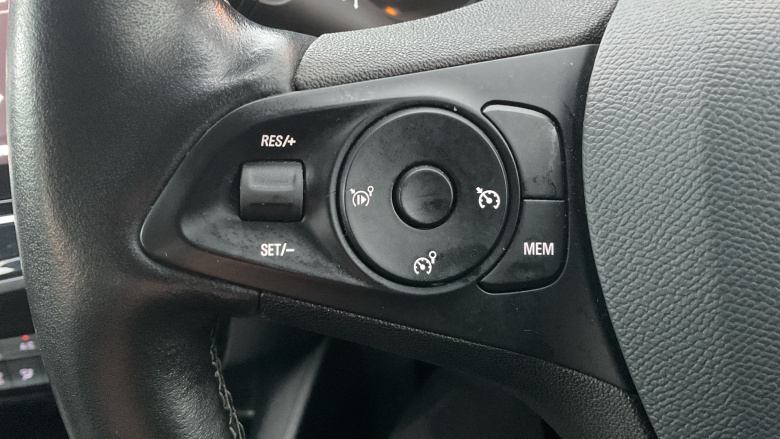 Vauxhall Corsa 1.2 SE 5dr Petrol Hatchback